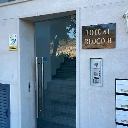 Amazing 2 Bedroom Near With Pool Apartmán Lagos