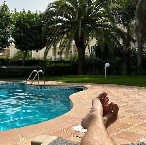 Amazing 2 Bedroom Near With Pool *