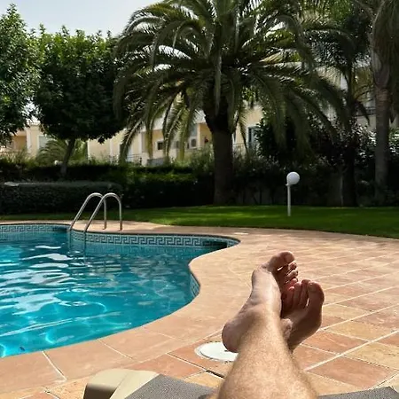 Amazing 2 Bedroom Near With Pool *