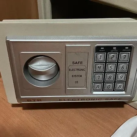 Amazing 2 Bedroom Near With Pool * Lagos